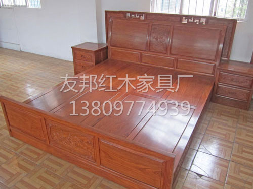輝煌大床