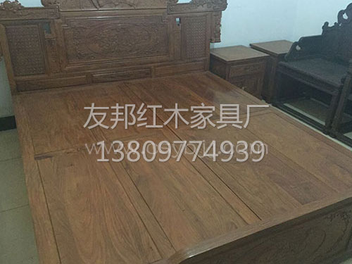 金雞牡丹大床